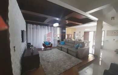 Imagem 3: Casa Padrão em Jundiaí. Churrasqueira, 207m² de Área, 4 Vagas na garageme4...