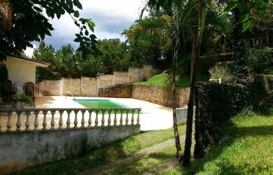 Imagem 9: Casa térrea em Atibaia no asfalto a 1 km da Fernão Dias com amplo terreno...
