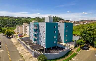 Imagem: O apartamento possui 3 Dormitórios, 2 Banheiros, 2 Vagas na