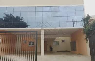 Imagem: O depósito possui 5 Vagas na garagem, 29m² de Área e está