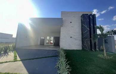 Imagem: A casa em condomínio possui 3 Dormitórios, 4 Banheiros, 4