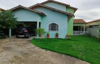 Imagem: A casa possui 4 Dormitórios, 1 Banheiro e 260m² de Área e