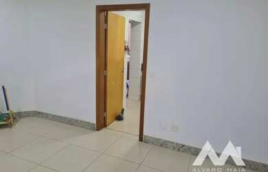 Imagem 4: Apartamento com área privativa para locação no Sagrada Família