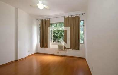 Imagem 2: Apartamento para Aluguel - Andaraí, 2 Quartos, 62 m2