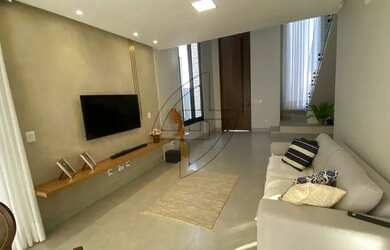 Imagem: A casa em condomínio possui 3 Dormitórios, 4 Banheiros, 2