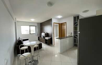 Imagem: O apartamento possui 1 Dormitório, 1 Banheiro, 1 Vaga na garagem