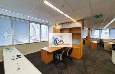 Imagem: O depósito possui 4 Vagas na garagem, 419m² de Área, Imóvel