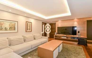 Imagem: O apartamento possui 4 Dormitórios, 5 Banheiros, 3 Vagas na