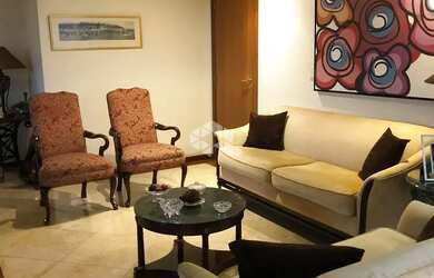 Imagem: O apartamento possui 4 Dormitórios, 5 Banheiros, 5 Vagas na