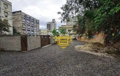 Imagem: O terreno possui 1.400m² de Área e está localizado em Centro