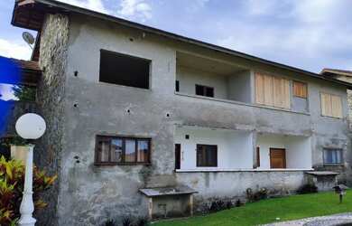 Imagem: O apartamento possui 2 Dormitórios, 1 Banheiro, 2 Vagas na