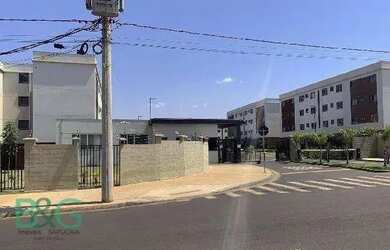 Imagem: O apartamento possui 2 Dormitórios, 1 Banheiro, 1 Vaga na garagem