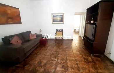 Imagem: O apartamento possui 2 Dormitórios, 2 Banheiros e 73m² de