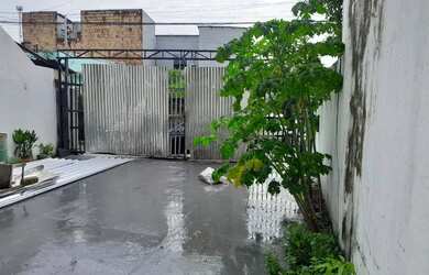 Imagem 8: CASA NO SÃO FRANCISCO RECÉM CONSTRUÍDA