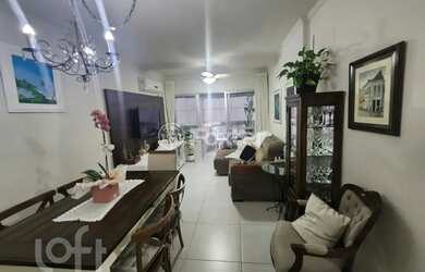 Imagem: O apartamento possui 3 Dormitórios, 1 Banheiro, 1 Vaga na garagem