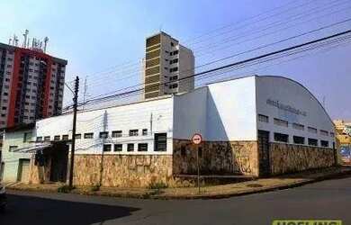 Imagem: O depósito possui 375m² de Área e está localizado em Zona