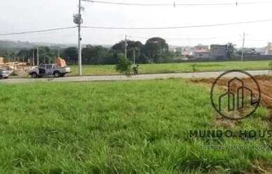 Imagem: O terreno possui 176m² de Área, Imóvel novo e está localizado