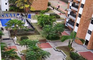 Imagem: O apartamento possui 3 Dormitórios, 4 Banheiros, 2 Vagas na