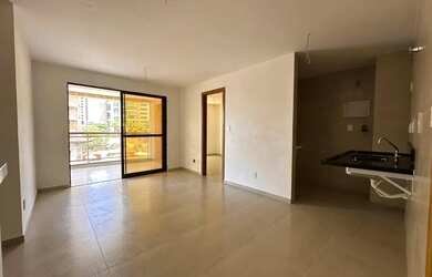 Imagem: O apartamento possui 2 Dormitórios, 2 Banheiros, 2 Vagas na