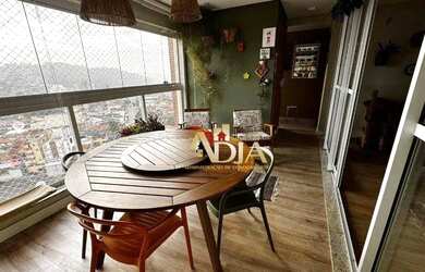 Imagem: O apartamento possui 3 Dormitórios, 2 Banheiros, 1 Vaga na