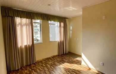 Imagem: O apartamento à venda possui 2 Dormitórios, 1 Banheiro e 106m²