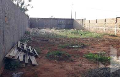 Imagem: A casa possui 1 Dormitório, 1 Banheiro e 100m² de Área e