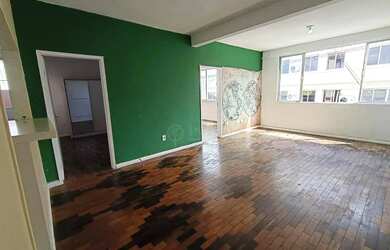 Imagem: O apartamento possui 2 Dormitórios, 1 Banheiro, 80-0m² de