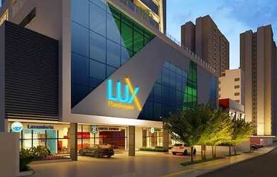 Imagem 1: 2 qtos de luxo, novo e em frente ao Flamboyant