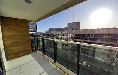 Imagem: O apartamento possui 2 Dormitórios, 2 Banheiros, 1 Vaga na