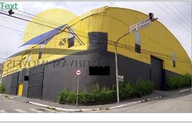 Imagem: O depósito possui 4 Vagas na garagem, 1.220m² de Área e