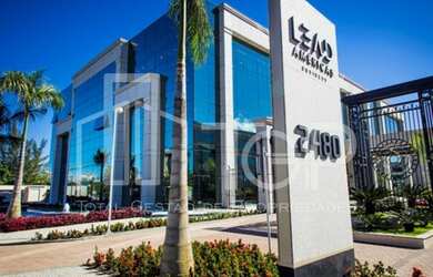 Imagem: O depósito possui 1 Vaga na garagem, 32m² de Área e está