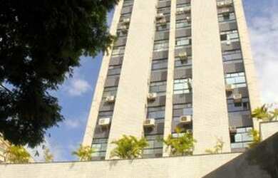 Imagem: O depósito para alugar possui e está localizado em Santa