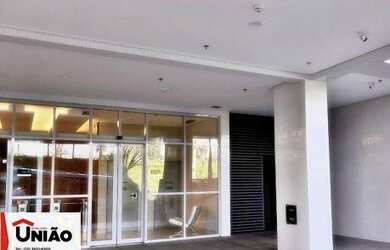 Imagem: O depósito possui 2 Vagas na garagem, 178m² de Área e está