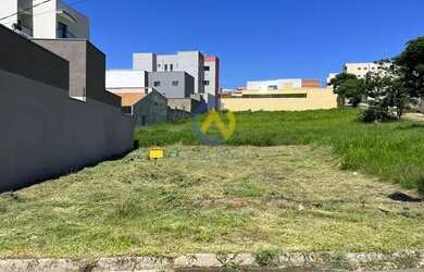 Imagem: O terreno possui 200m² de Área e está localizado em Parque