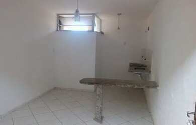 Imagem: O apartamento possui 1 Dormitório, 1 Banheiro, 45m² de Área