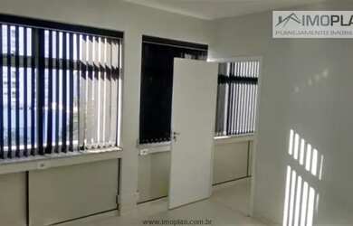 Imagem: O depósito possui 1 Vaga na garagem, 85m² de Área e está