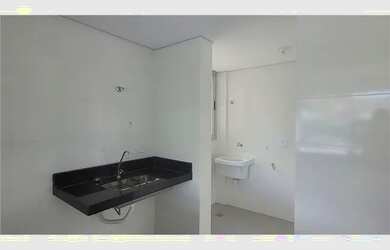 Imagem: O apartamento possui 2 Dormitórios, 2 Banheiros, 2 Vagas na