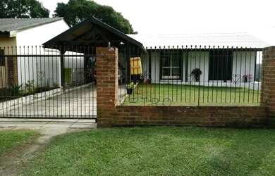 Imagem: A casa possui 2 Dormitórios, 1 Banheiro e 70m² de Área e