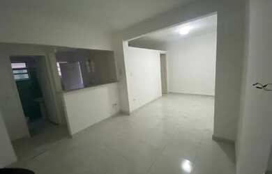 Imagem: O apartamento possui 1 Dormitório, 1 Banheiro, 1 Vaga na garagem