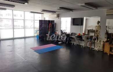 Imagem: O depósito possui 1 Vaga na garagem, 116m² de Área e está