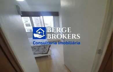 Imagem 5: Conjugado mobiliado perto da praia e metro de Copacabana Entre o metro...