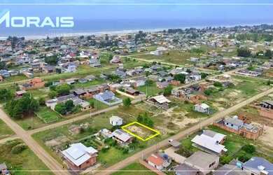 Imagem: O terreno está localizado em Balneário Gaivota, SC à venda