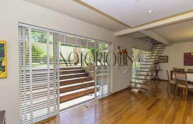 Imagem 12: Casa para Venda em Curitiba / PR no bairro Abranches