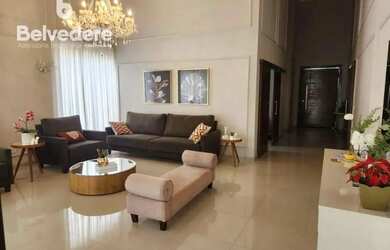 Imagem: A casa em condomínio possui 4 Dormitórios, 5 Banheiros, 4