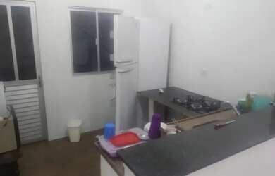 Imagem 5: Bem pertinho do mar (150m,) com 2 quartos (ar C.), próximo ao Beto Carreiro