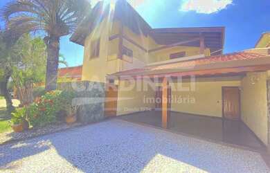 Imagem 2: Casa em Condomínio. Churrasqueira, Ar-condicionado, 399m² de Áreae4...