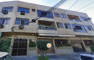 Imagem: O apartamento possui 2 Dormitórios, 1 Banheiro, 2 Vagas na