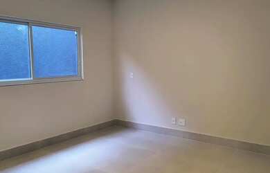 Imagem 3: ARNIQUEIRA CONJ 3, CASA 3 SUÍTES CLOSET, PISC/CHURR, COND COLADO PARK WAY, AC IMÓVEL E CAR