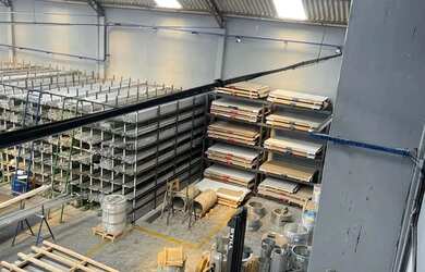 Imagem: O depósito possui 1.000m² de Área e está localizado em