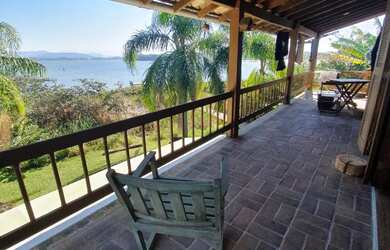 Imagem 8: Casa Beira da Lagoa no Condomínio Maranata III com Deck/Pier privado